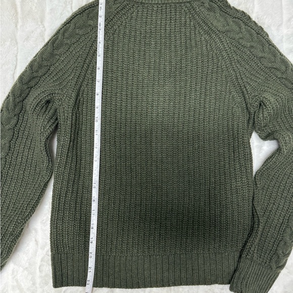 J. Crew Pom-pom Cable-knit Sweater Size Small NWT - Picture 9 of 9